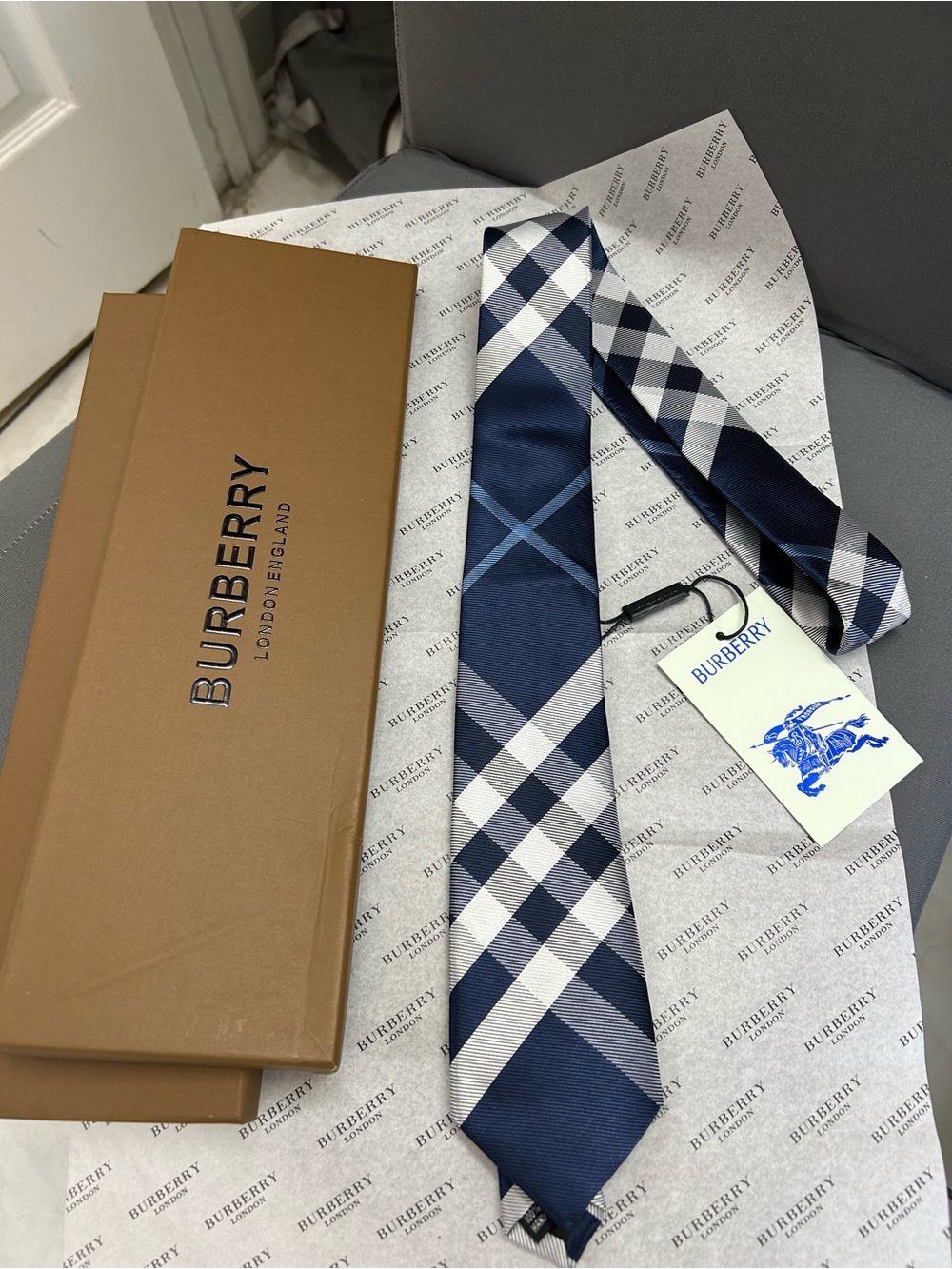 Burberry Men's Navy Plaid Silk Tie